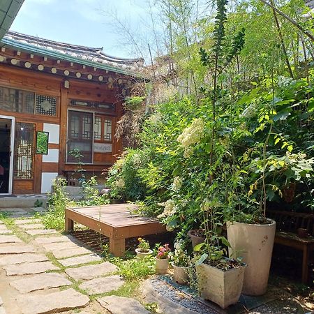 Gongsimga Hanok Guesthouse Сеул Экстерьер фото