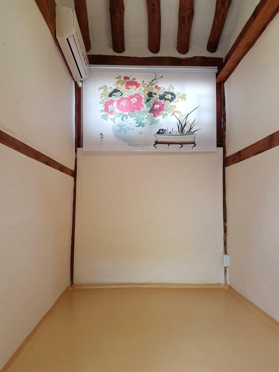 Gongsimga Hanok Guesthouse Сеул Экстерьер фото